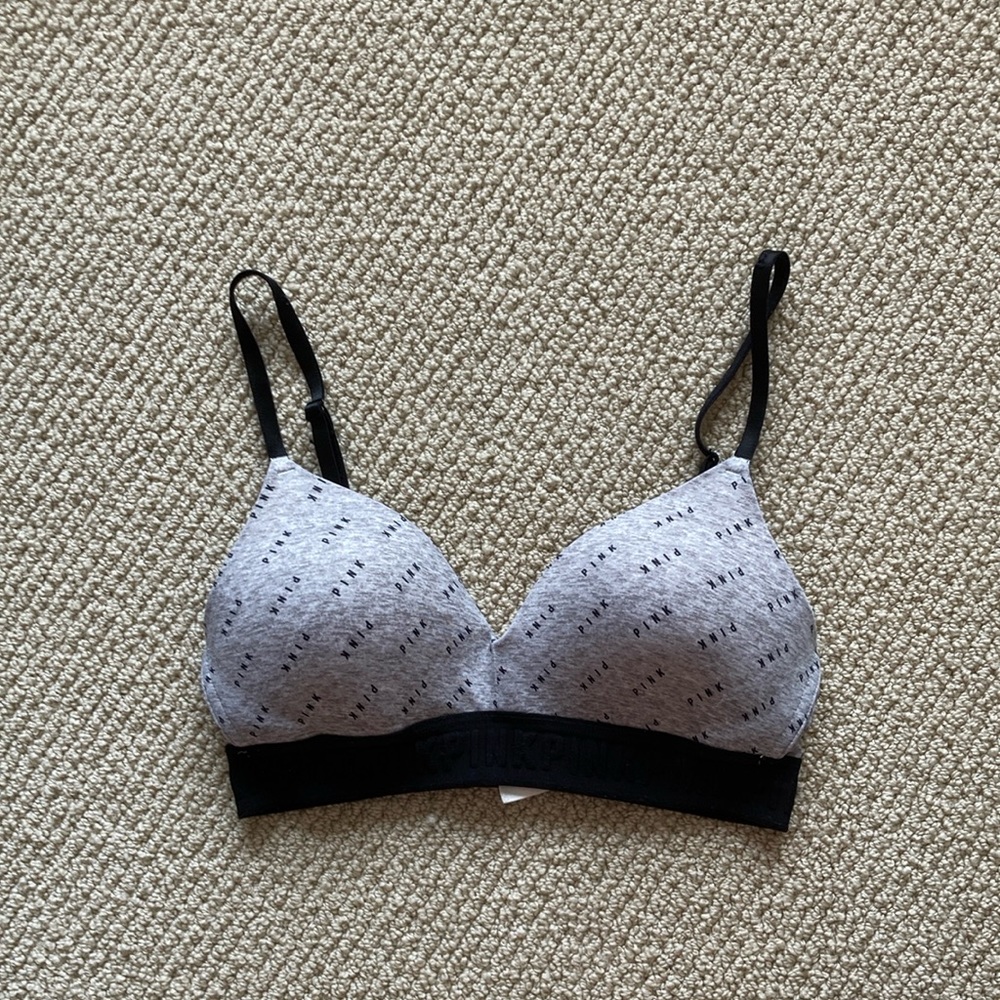 Victoria’s Secret T-Shirt Lightly Lined Wireless Bra Signature Black Grey EUC